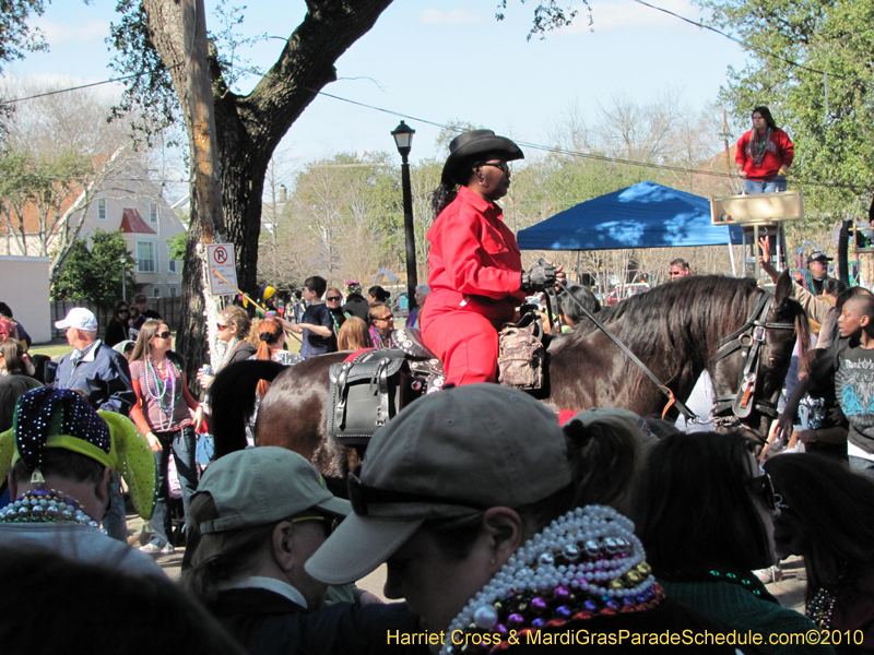 Krewe-of-Thoth-2010-Mardi-Gras-New-Orleans-1076