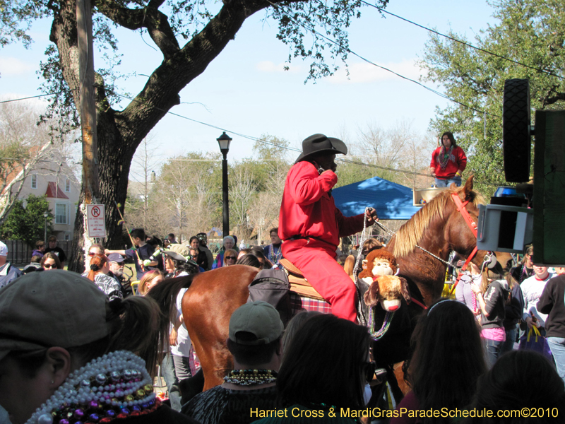 Krewe-of-Thoth-2010-Mardi-Gras-New-Orleans-1077