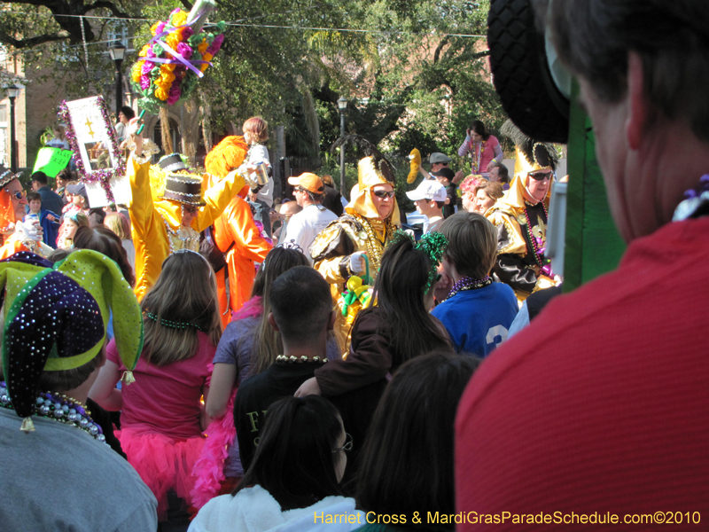 Krewe-of-Thoth-2010-Mardi-Gras-New-Orleans-1083