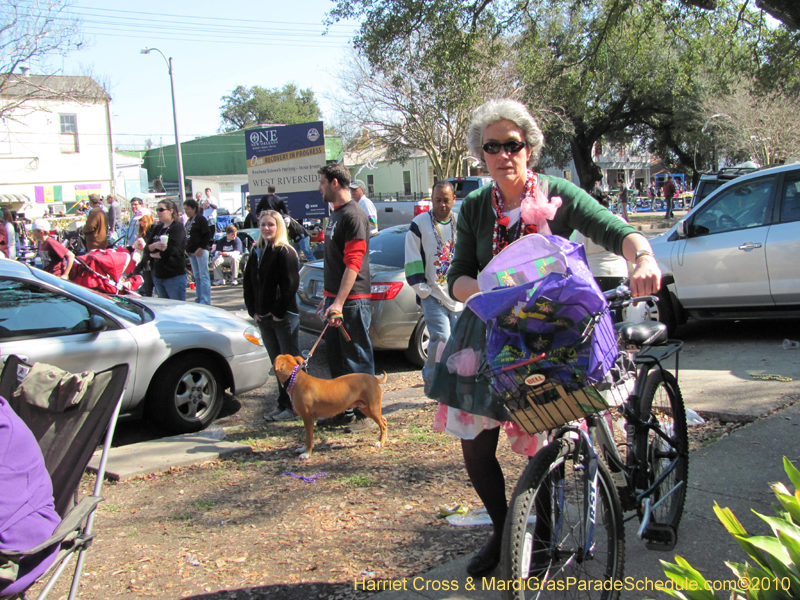 Krewe-of-Thoth-2010-Mardi-Gras-New-Orleans-1104