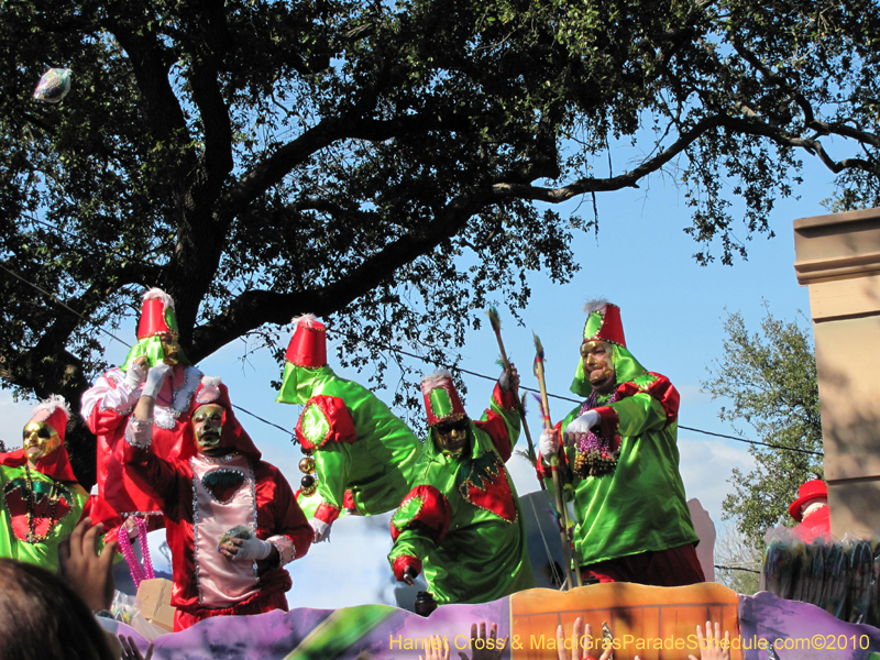 Krewe-of-Thoth-2010-Mardi-Gras-New-Orleans-1110