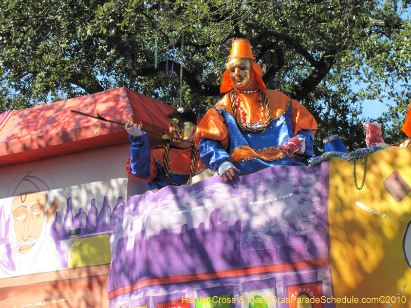 Krewe-of-Thoth-2010-Mardi-Gras-New-Orleans-1156