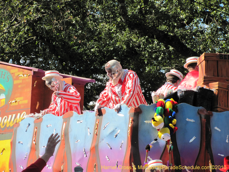 Krewe-of-Thoth-2010-Mardi-Gras-New-Orleans-1196