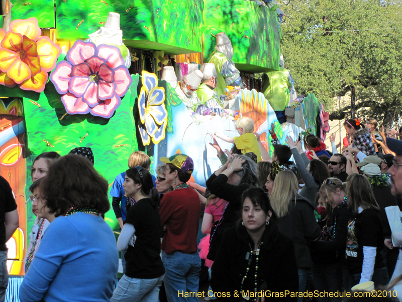 Krewe-of-Thoth-2010-Mardi-Gras-New-Orleans-1228