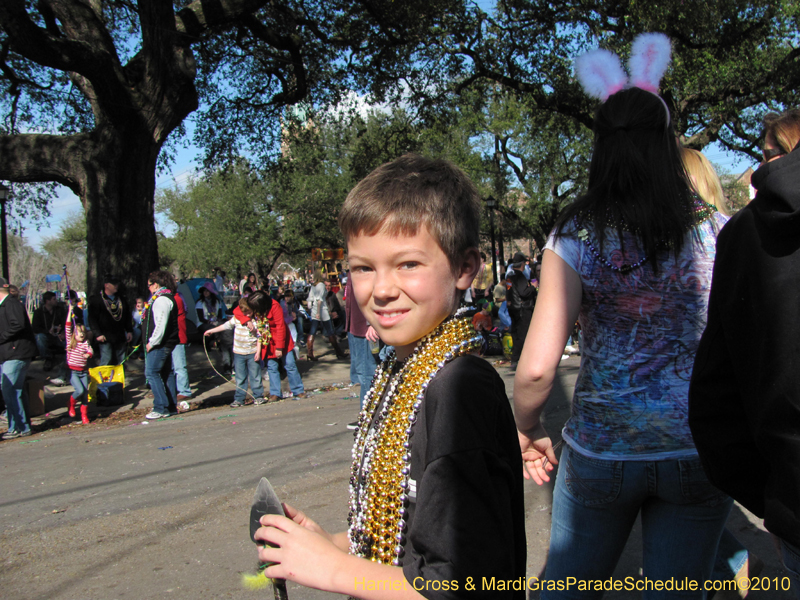 Krewe-of-Thoth-2010-Mardi-Gras-New-Orleans-1242