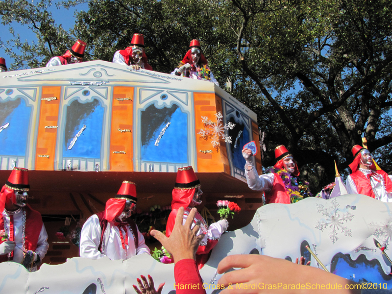 Krewe-of-Thoth-2010-Mardi-Gras-New-Orleans-1245