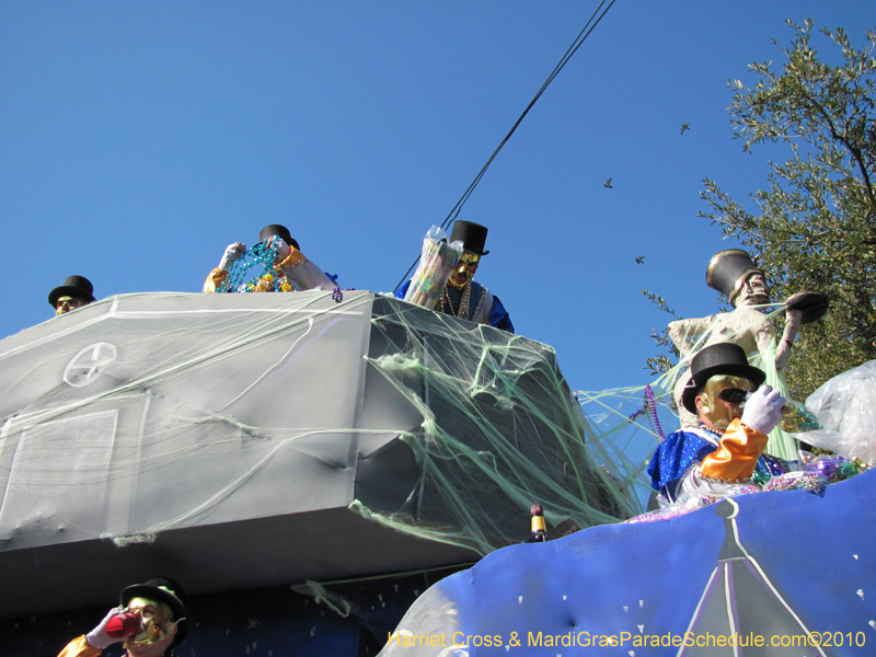 Krewe-of-Thoth-2010-Mardi-Gras-New-Orleans-1253