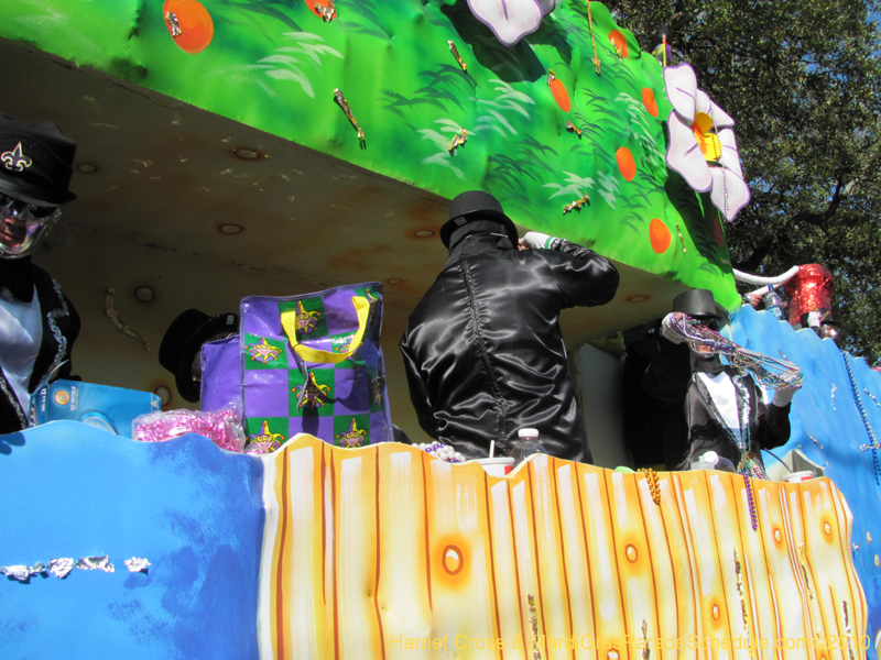 Krewe-of-Thoth-2010-Mardi-Gras-New-Orleans-1283