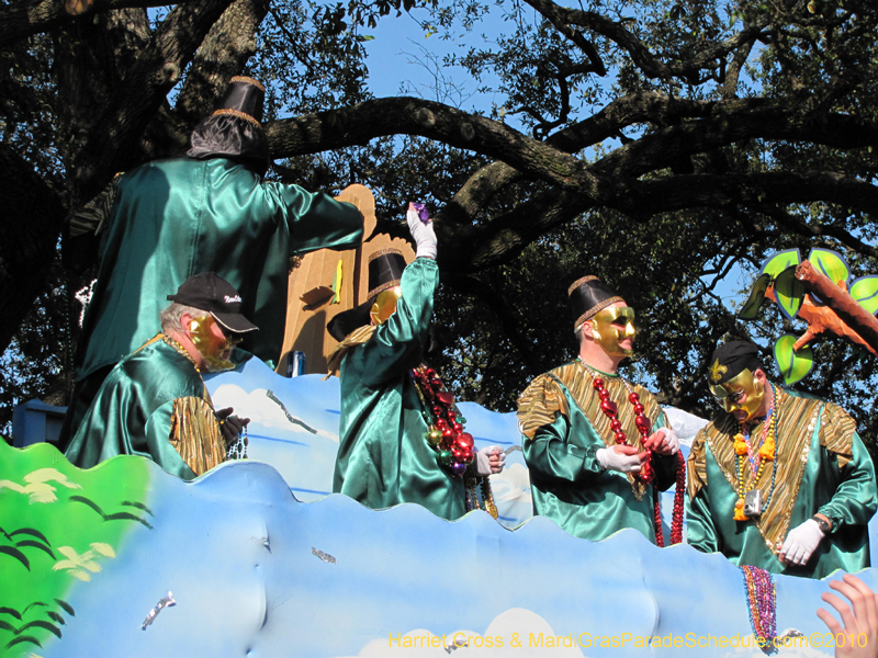 Krewe-of-Thoth-2010-Mardi-Gras-New-Orleans-1343