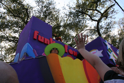 Krewe-of-Tucks-2008-New-Orleans-Mardi-Gras-Parade-0510