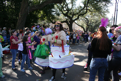 Krewe-of-Tucks-2008-New-Orleans-Mardi-Gras-Parade-0537