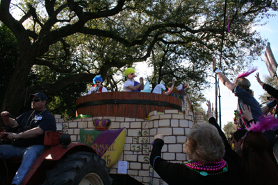 Krewe-of-Tucks-2008-New-Orleans-Mardi-Gras-Parade-0550