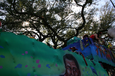 Krewe-of-Tucks-2008-New-Orleans-Mardi-Gras-Parade-0620