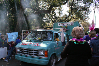 Krewe-of-Tucks-2008-New-Orleans-Mardi-Gras-Parade-0700