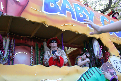 Krewe-of-Tucks-2008-New-Orleans-Mardi-Gras-Parade-0718