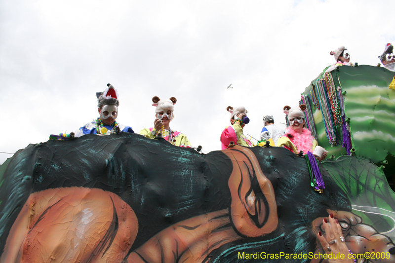 2009-Krewe-of-Tucks-presents-Cone-of-Horror-Tucks-The-Mother-of-all-Parades-Mardi-Gras-New-Orleans-0511