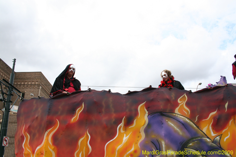 2009-Krewe-of-Tucks-presents-Cone-of-Horror-Tucks-The-Mother-of-all-Parades-Mardi-Gras-New-Orleans-0550