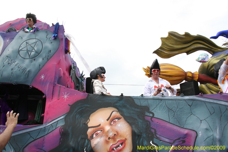 2009-Krewe-of-Tucks-presents-Cone-of-Horror-Tucks-The-Mother-of-all-Parades-Mardi-Gras-New-Orleans-0580