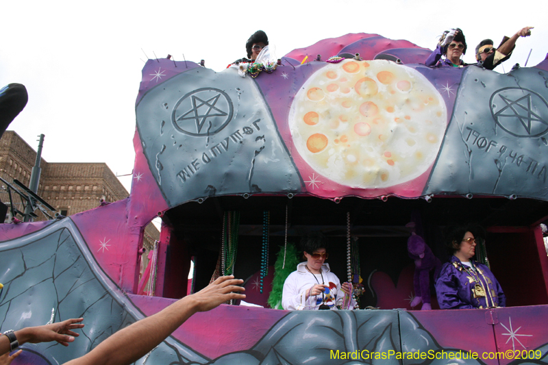 2009-Krewe-of-Tucks-presents-Cone-of-Horror-Tucks-The-Mother-of-all-Parades-Mardi-Gras-New-Orleans-0582