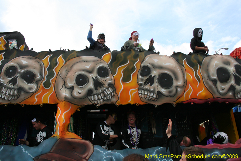 2009-Krewe-of-Tucks-presents-Cone-of-Horror-Tucks-The-Mother-of-all-Parades-Mardi-Gras-New-Orleans-0593