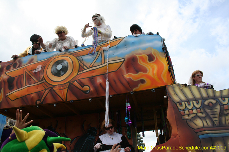 2009-Krewe-of-Tucks-presents-Cone-of-Horror-Tucks-The-Mother-of-all-Parades-Mardi-Gras-New-Orleans-0624