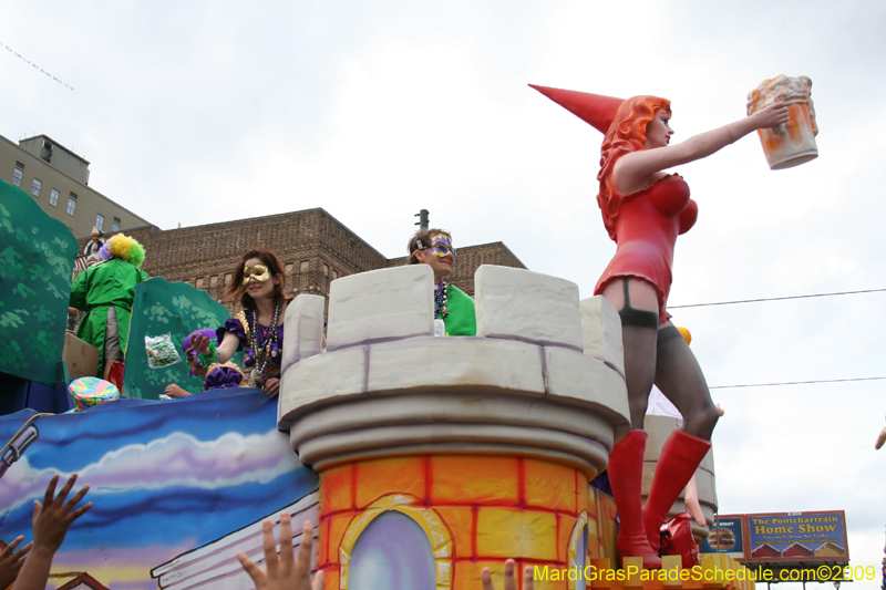 2009-Krewe-of-Tucks-presents-Cone-of-Horror-Tucks-The-Mother-of-all-Parades-Mardi-Gras-New-Orleans-0632