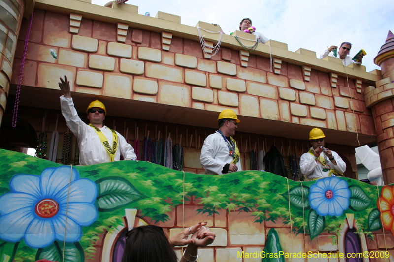 2009-Krewe-of-Tucks-presents-Cone-of-Horror-Tucks-The-Mother-of-all-Parades-Mardi-Gras-New-Orleans-0679