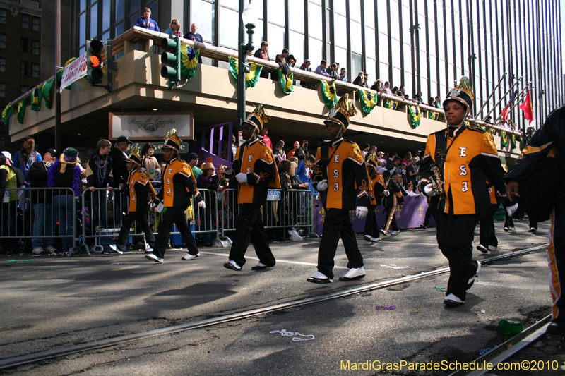 Krewe-of-Tucks-2010-Mardi-Gras-New-Orleans-7714