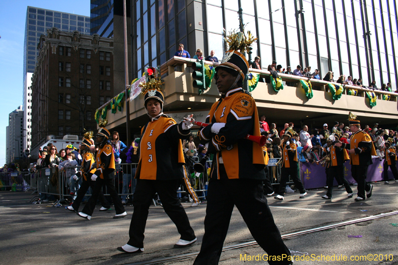 Krewe-of-Tucks-2010-Mardi-Gras-New-Orleans-7715