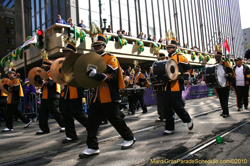 Krewe-of-Tucks-2010-Mardi-Gras-New-Orleans-7718