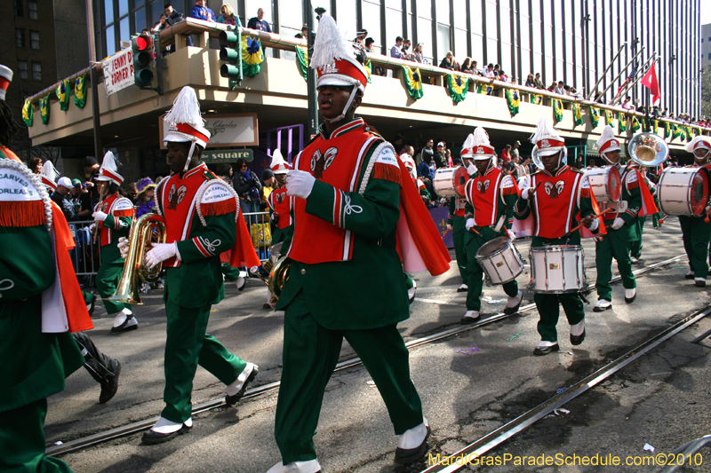 Krewe-of-Tucks-2010-Mardi-Gras-New-Orleans-7738