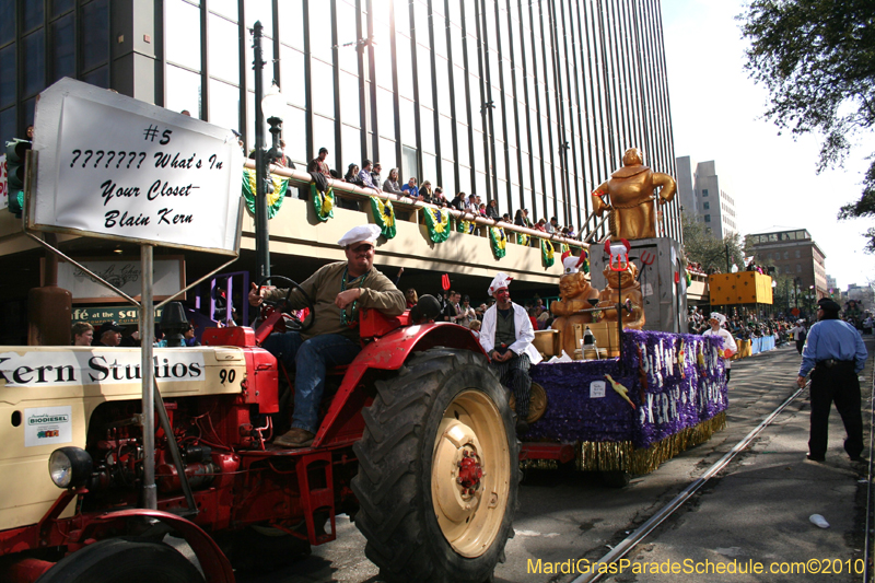 Krewe-of-Tucks-2010-Mardi-Gras-New-Orleans-7777