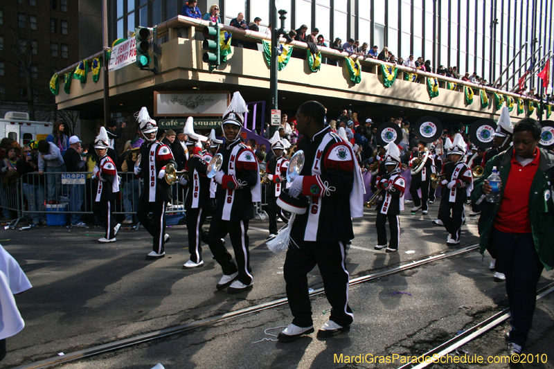 Krewe-of-Tucks-2010-Mardi-Gras-New-Orleans-7800