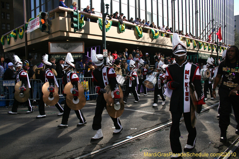 Krewe-of-Tucks-2010-Mardi-Gras-New-Orleans-7802