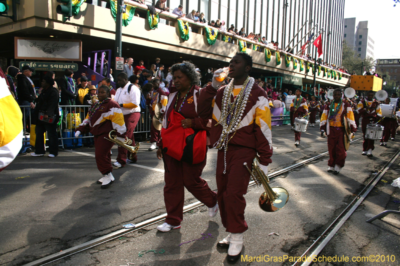 Krewe-of-Tucks-2010-Mardi-Gras-New-Orleans-7828