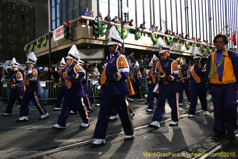 Krewe-of-Tucks-2010-Mardi-Gras-New-Orleans-7850