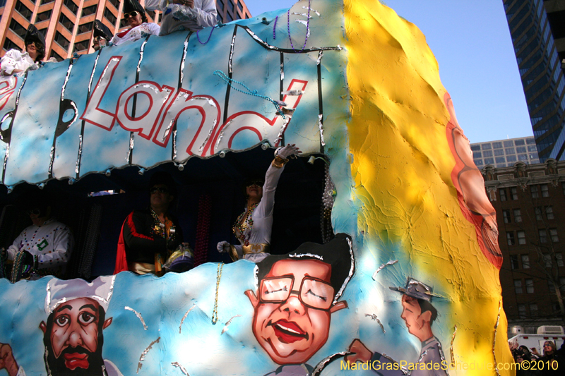 Krewe-of-Tucks-2010-Mardi-Gras-New-Orleans-7897