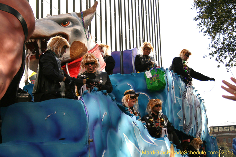 Krewe-of-Tucks-2010-Mardi-Gras-New-Orleans-7903