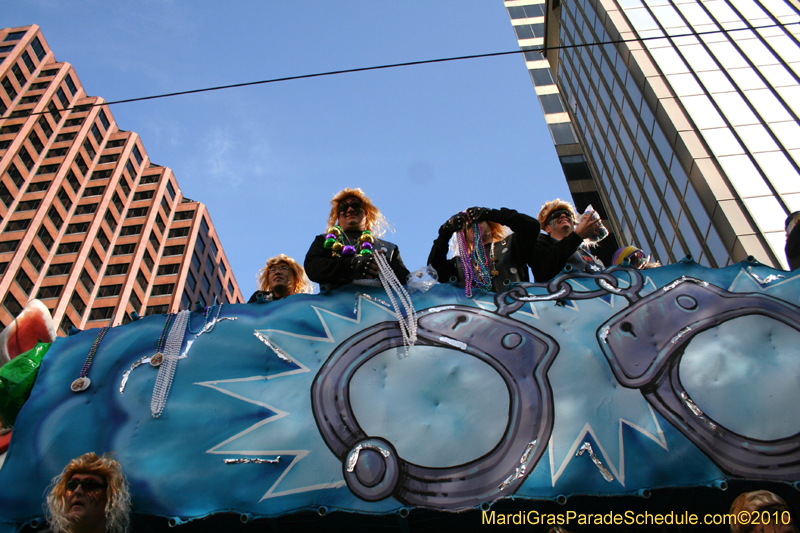 Krewe-of-Tucks-2010-Mardi-Gras-New-Orleans-7907