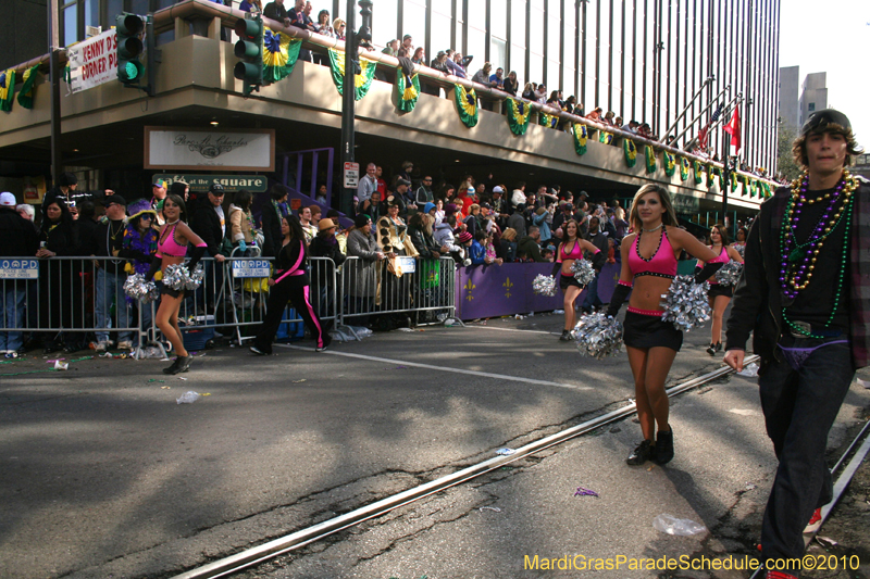 Krewe-of-Tucks-2010-Mardi-Gras-New-Orleans-7939