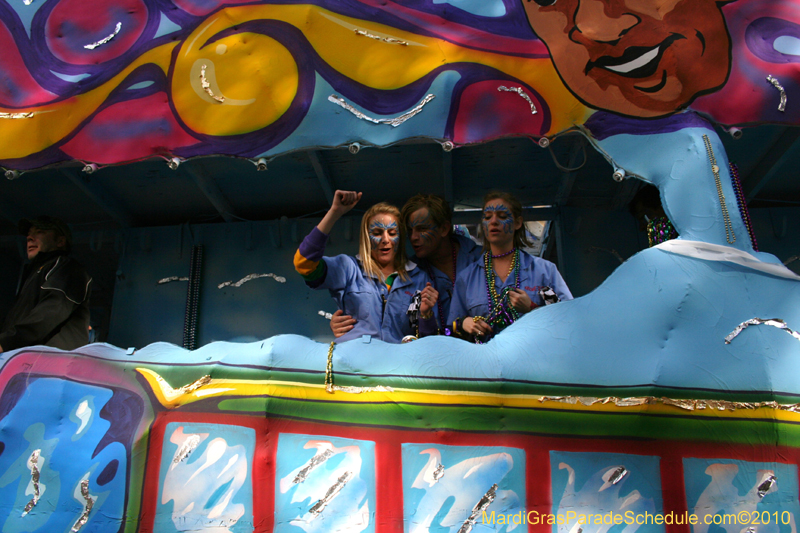 Krewe-of-Tucks-2010-Mardi-Gras-New-Orleans-7943