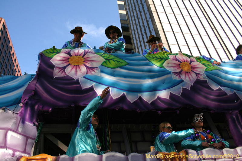 Krewe-of-Tucks-2010-Mardi-Gras-New-Orleans-7951