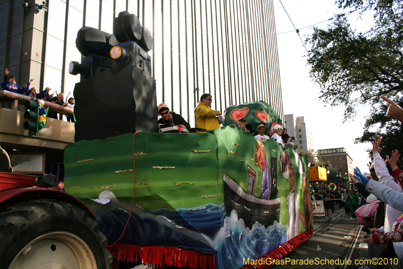 Krewe-of-Tucks-2010-Mardi-Gras-New-Orleans-7957