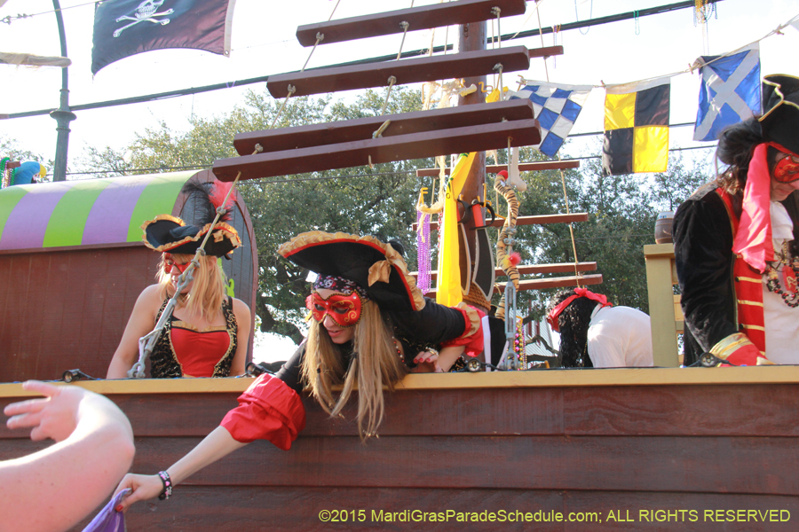 Krewe-of-Tucks-2015-16238