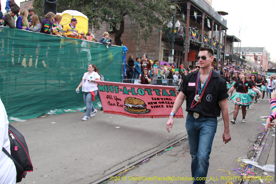 2016-Krewe-of-Tucks-010627