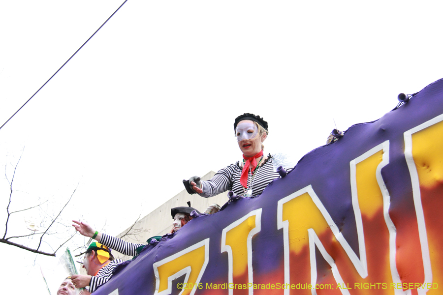 2016-Krewe-of-Tucks-010659