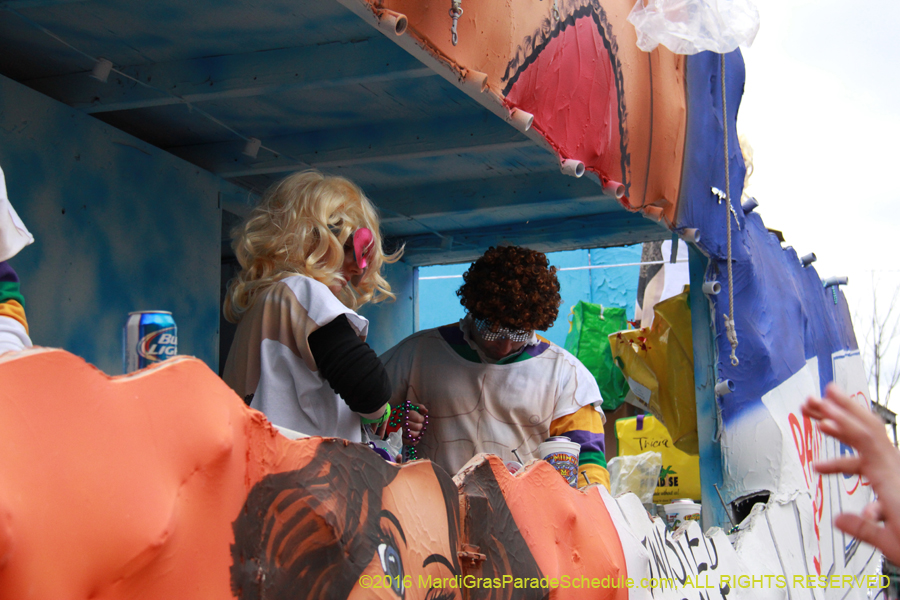 2016-Krewe-of-Tucks-010672