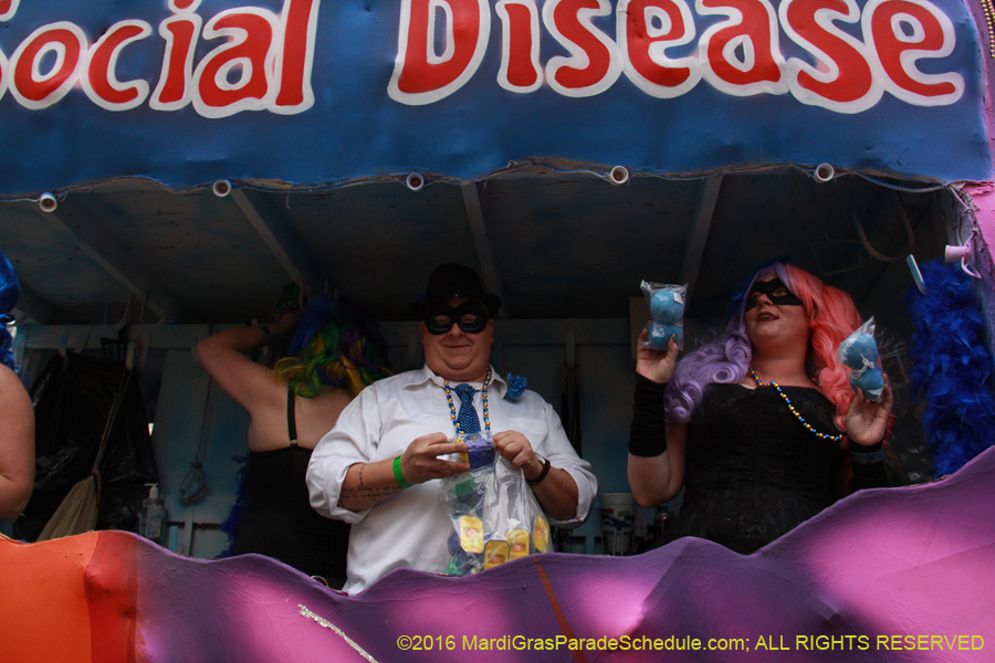 2016-Krewe-of-Tucks-010685