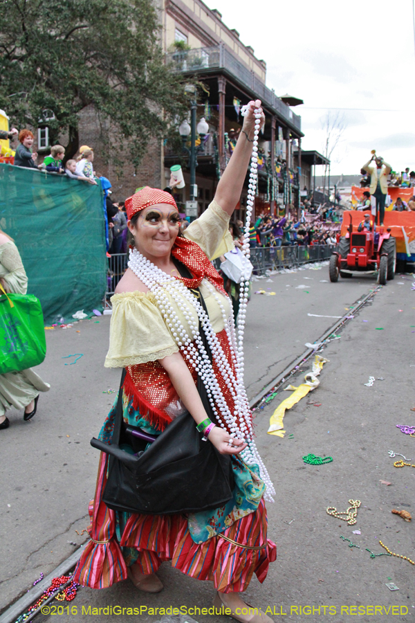 2016-Krewe-of-Tucks-010746