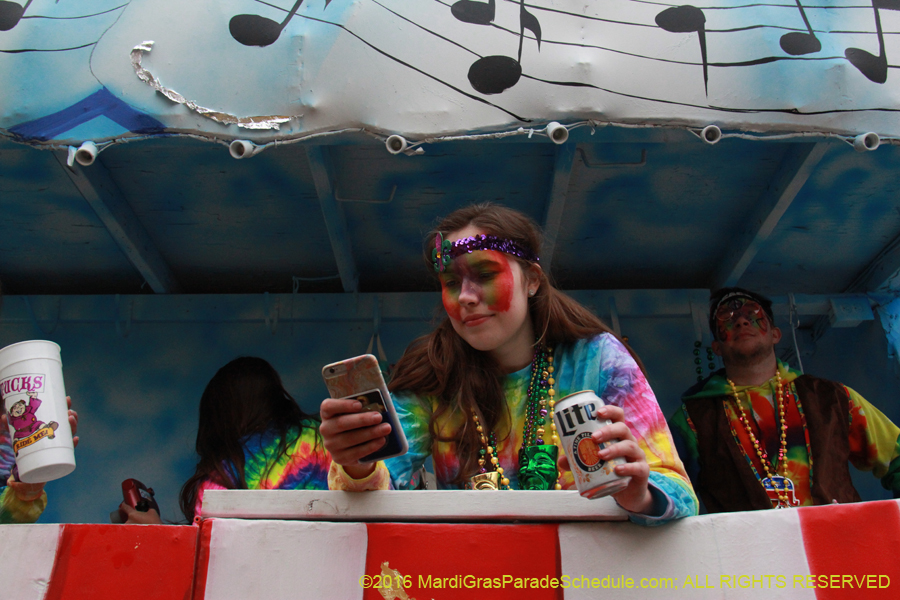 2016-Krewe-of-Tucks-010756